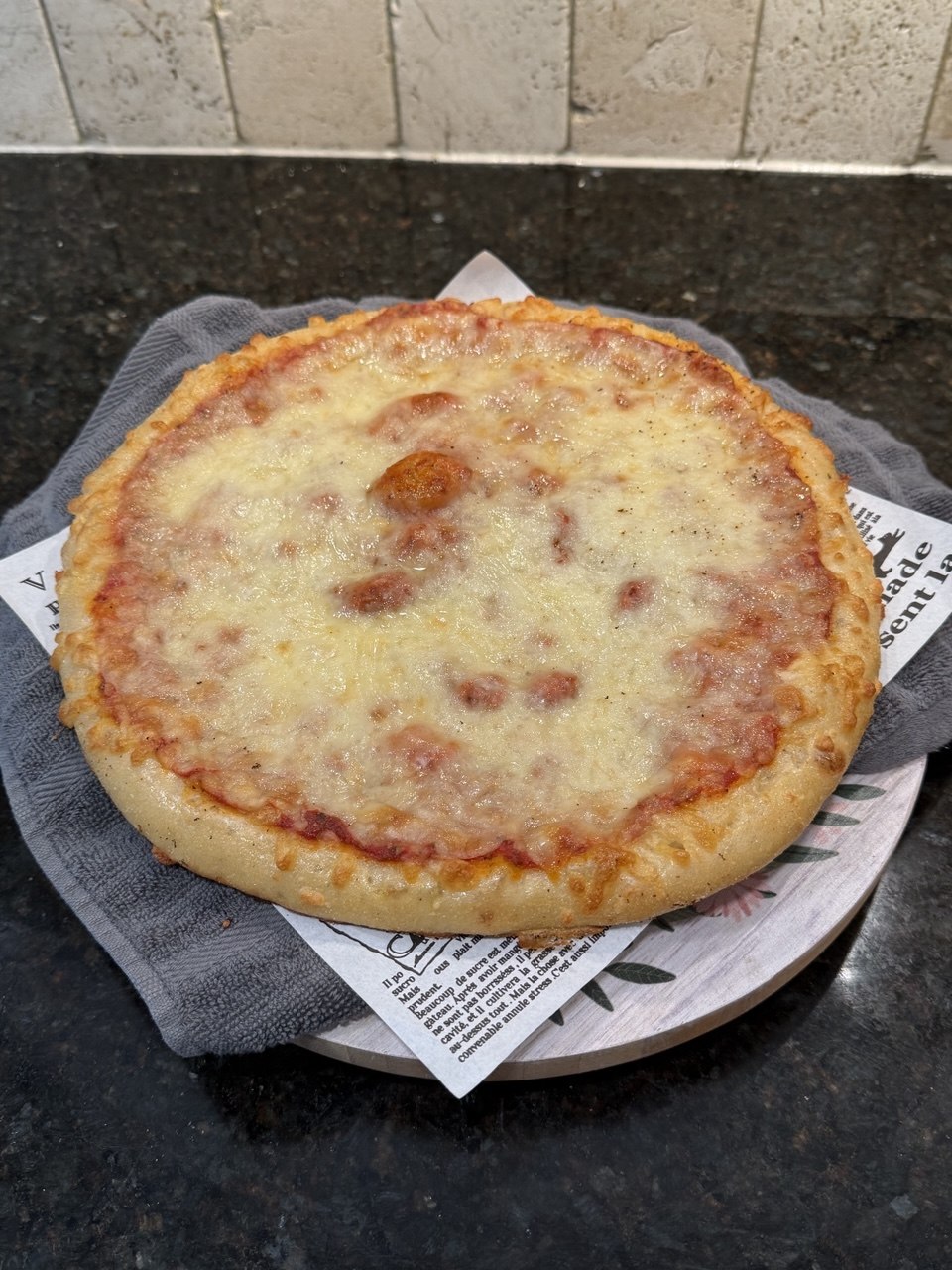 BK Mezonos Sourdough Spelt Cheese Medium Pizza